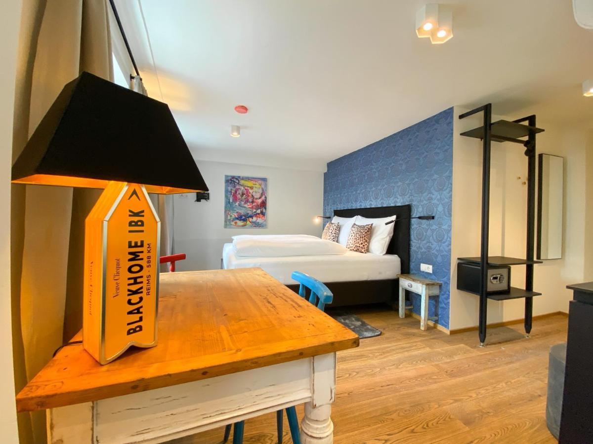 Blackhome Vintage Innsbruck City Centre I Contactless Check-In ภายนอก รูปภาพ