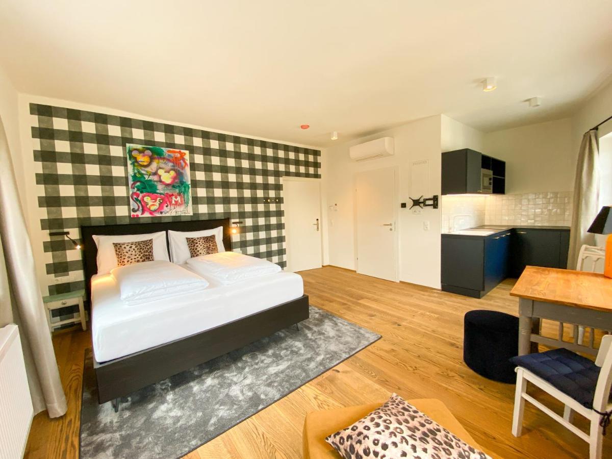 Blackhome Vintage Innsbruck City Centre I Contactless Check-In ภายนอก รูปภาพ